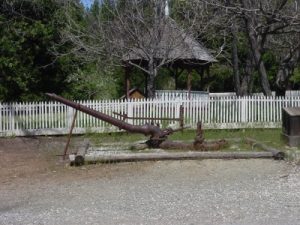 small-monitor-042008